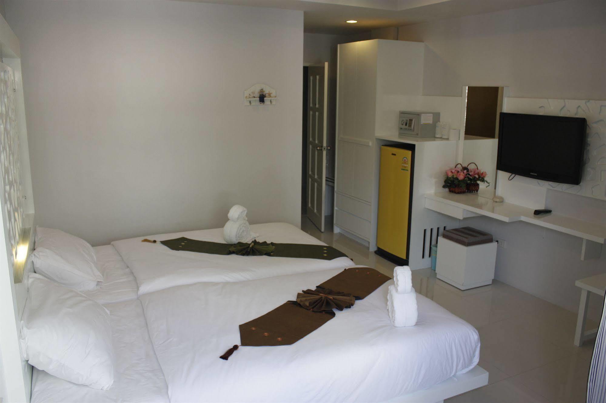 The Silk Hill Hotel Patong Zewnętrze zdjęcie